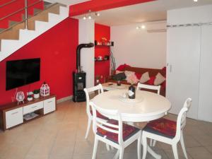 Posedenie v ubytovaní Holiday Home Gojko by Interhome