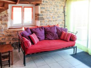 Χώρος καθιστικού στο Holiday Home Sarrouil by Interhome