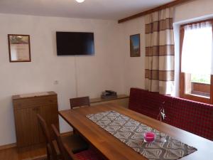 Telewizja i/lub zestaw kina domowego w obiekcie Haus Wechner