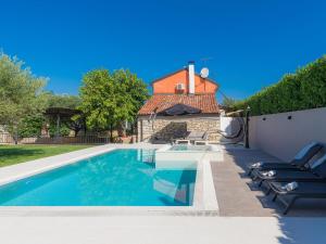 Gallery image of Holiday Home Villa Mala by Interhome in Čepljani