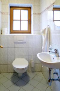 Łazienka w obiekcie Apartment Gredler-2 by Interhome