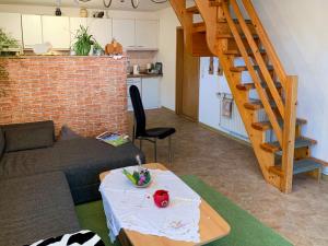 Posezení v ubytování Apartment Buss by Interhome