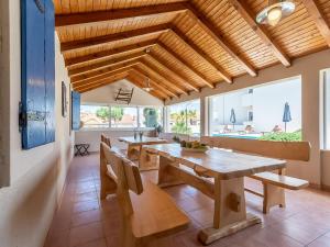 Posedenie v ubytovaní Apartment Villa 2 Pools-5 by Interhome