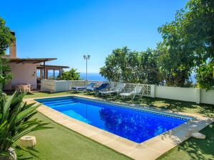 Bazén v ubytovaní Holiday Home El Zapo by Interhome alebo v jeho blízkosti
