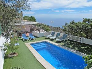 Bazén v ubytovaní Holiday Home El Zapo by Interhome alebo v jeho blízkosti