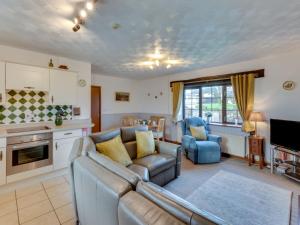 Gallery image of Holiday Home Hyfrydle by Interhome in Llanfairpwllgwyngyll