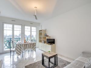 Billede fra billedgalleriet på Apartment Résidence des Tennis-1 by Interhome i Dinard