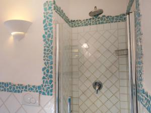 Kúpeľňa v ubytovaní Holiday Home Omer by Interhome