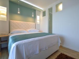 Posteľ alebo postele v izbe v ubytovaní Apartment Mornar-5 by Interhome