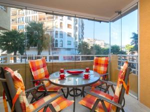 Ban công/sân hiên tại Apartment Apolo VII-3 by Interhome