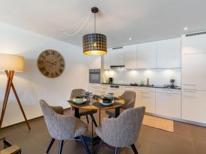 Kuchyň nebo kuchyňský kout v ubytování Apartment Verena by Interhome