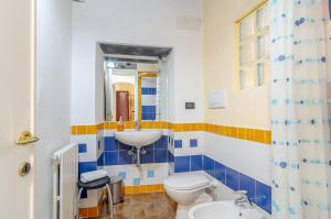 Foto dalla galleria di Recco apartment with view and pool a Recco