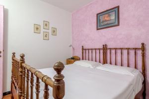 Foto dalla galleria di Recco apartment with view and pool a Recco