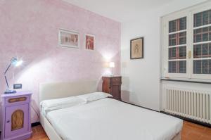 Foto dalla galleria di Recco apartment with view and pool a Recco
