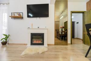 Μια τηλεόραση ή/και κέντρο ψυχαγωγίας στο Eduard Home