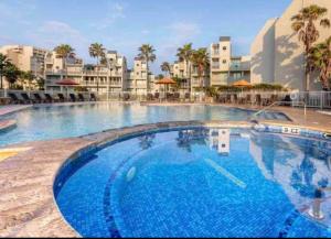 Bazén v ubytování Bahia Mar Solare Tower 6th floor Oceanview Condo 3bd 3ba w Pools nebo v jeho okolí + 12 fotografií
