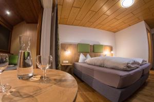 Postel nebo postele na pokoji v ubytování Gasthof Rose