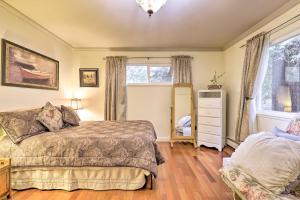 Gallery image of Tasteful Home with Stunning River and Valley View in Monte Rio