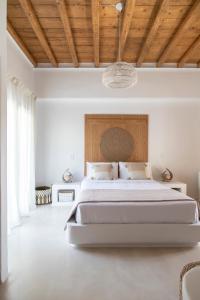 En eller flere senger på et rom på Villa Ker by Ethos Hospitality- 5 Bedrooms