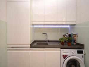A kitchen or kitchenette at Costa Blanca View Retreat