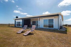 Gallery image of Coorong Island Retreat - Farm Stay at Pet Friendly Property in Meningie