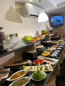 Gallery image of Almond Hotel Apartments in Amman +46 photos