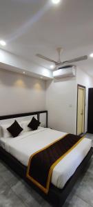 Gallery image of HOTEL ABOOZ in Bangalore