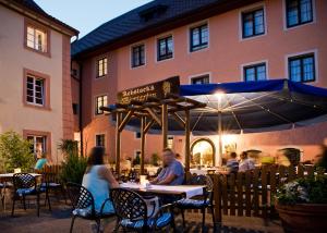 Landgasthof Hotel Rebstock 레스토랑 또는 맛집