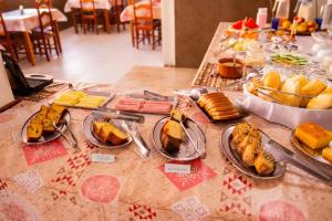 Makanan di atau berdekatan inn ini