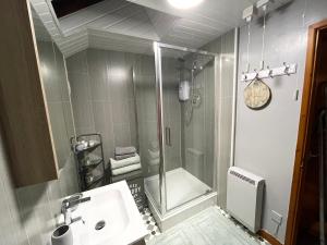 Ένα μπάνιο στο Westend Holiday Let 3 Brecon +5 φωτογραφίες