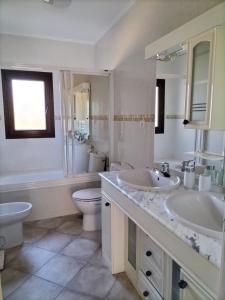 Kúpeľňa v ubytovaní Puerta Laguna - Casa con parcela