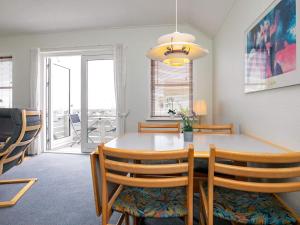 Χώρος καθιστικού στο 6 person holiday home in Rudkøbing-By Traum