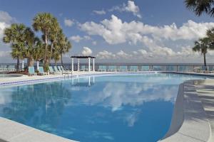 Bazén v ubytování Sandestin Resorts, Bayside, Bay Front Studio nebo v jeho okolí