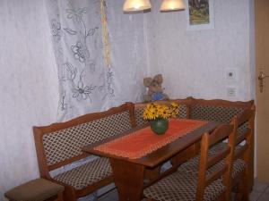 Posezení v ubytování Ferienwohnung-Nickl + 10 fotografií