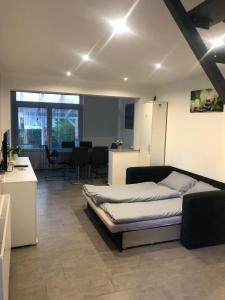 Posedenie v ubytovaní Heni Apartment