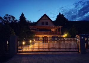 The building in which Az apartmant is located