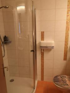 Koupelna v ubytování Hotel Wirt Z'Minsta