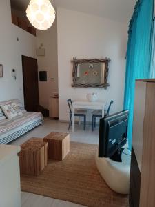 Ένα ή περισσότερα κρεβάτια σε δωμάτιο στο A gem apartment with terrace