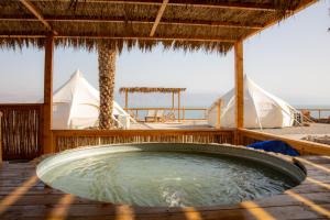Příroda nedaleko luxury tent