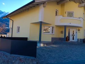 Nespecifikovaný výhled na hory nebo výhled na hory při pohledu z apartmánu