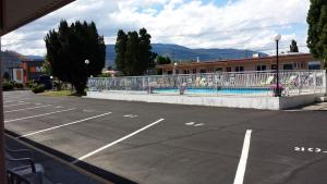 Piscina di Swiss Sunset Inn o nelle vicinanze