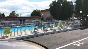 Piscina di Swiss Sunset Inn o nelle vicinanze