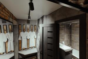 Ett badrum på Квартира студия в центре Оскар