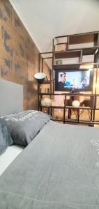 Postel nebo postele na pokoji v ubytování Sleep and drive exclusive