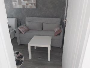 Posezení v ubytování PALMandre (Pag Apartment Luxurious)