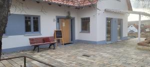 The building in which a panziókat is located
