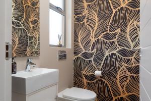 Gallery image of Zimbali Wedge Unit 42 in Ballito +23 photos