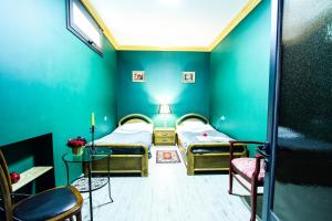 Letto o letti in una camera di Retro Hostel & Tours