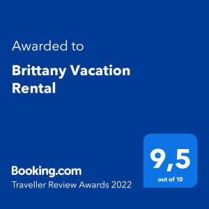 Sertifikāts, apbalvojums, norāde vai cits dokuments, kas ir izstādīts apskatei naktsmītnē Brittany Vacation Rental