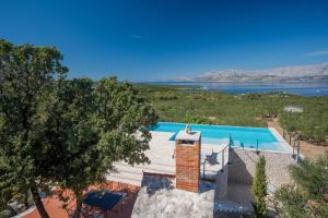 Bazén v ubytování Olive Park House Brač nebo v jeho okolí